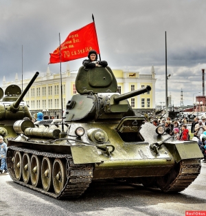 Свердловские власти устроят в «день тишины» военно-патриотический фестиваль