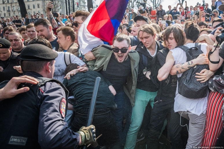 «Офицеры России» оценили профессионализм полиции на митинге в Москве