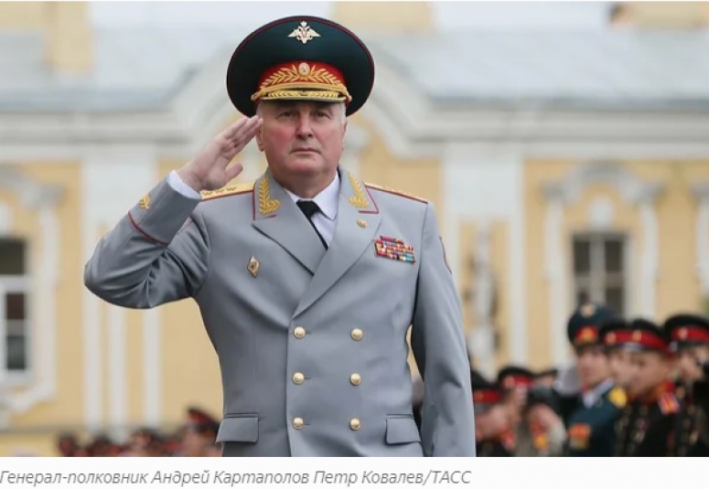 Генерал Картаполов: Армия должна влиять на политику в стране
