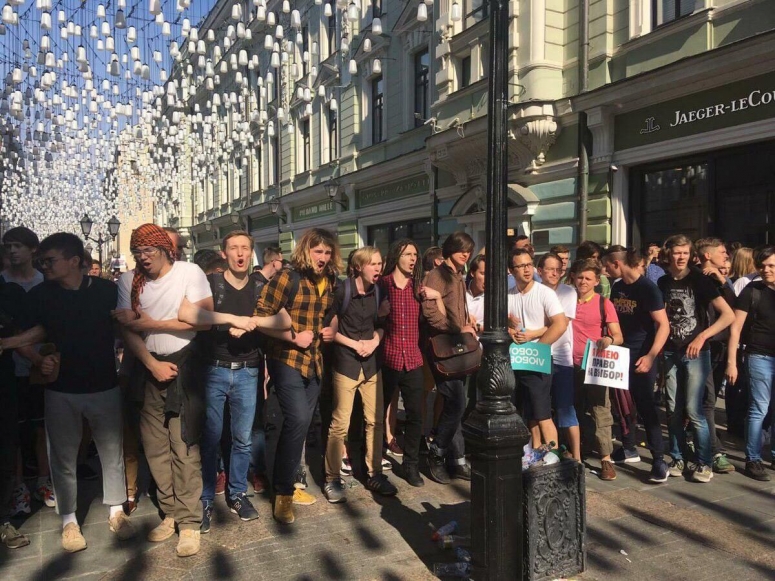 Вспомним Тяньаньмэнь. Акция на Тверской кончилась победой оппозиции